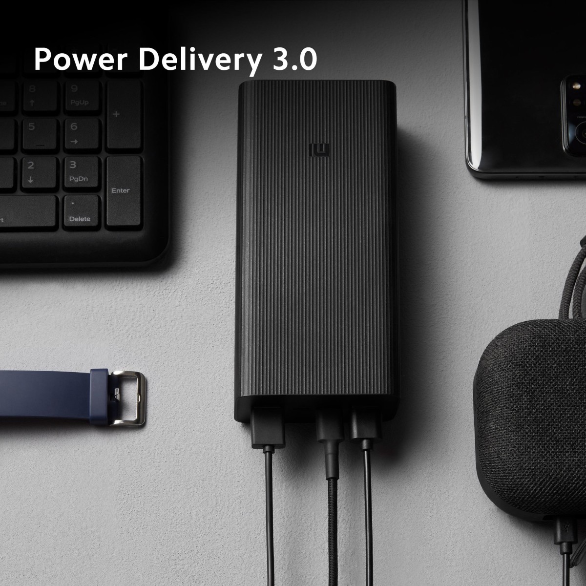 Mi 30000 mAh Power Bank (18 W, Fast Charging, Power Delivery 3.0)  (Multicolor Lithium Polymer)