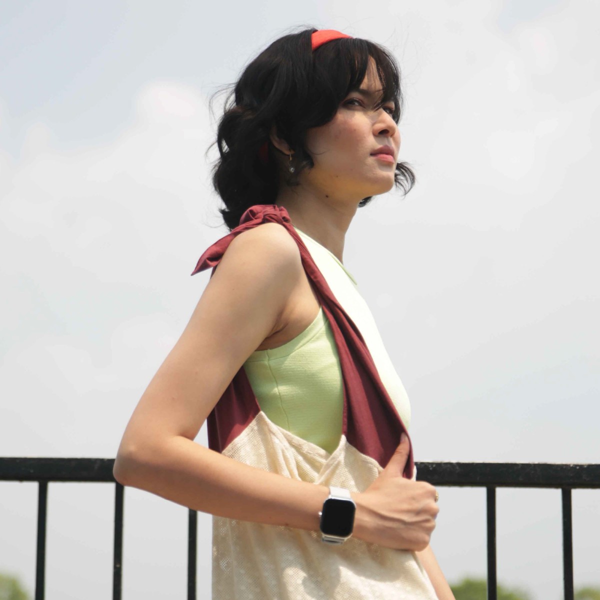 Fitshot Connect 1.85inch CosmicDisplay, Bluetooth Calling & SoloSync Technology Smartwatch (Black Strap, Regular)