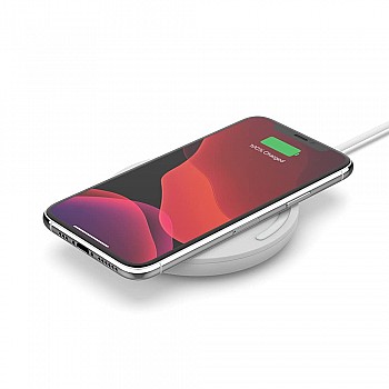 Belkin Boost charge USB 3.0 15W Fast Wireless Charging Pad white 