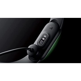 Xiaomi Mi Smart Band 6 - 1.56'' (3.96 cm) Large AMOLED Color Display, 2 Week Battery Life  (Black)