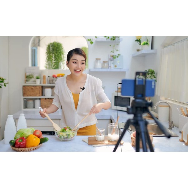 JBL Commercial CSLM10 Auxiliary Omnidirectional Lavalier Microphone For Content Creation, Vlogging & Voiceover (Black) JBL Commercial CSLM10 Auxiliary Omnidirectional Lavalier Microphone For Content Creation, Vlogging & Voiceover (Black)