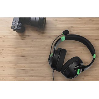 amazon basics Gaming Headset, over ear,Wired Green amazon basics Gaming Headset, over ear,Wired Green