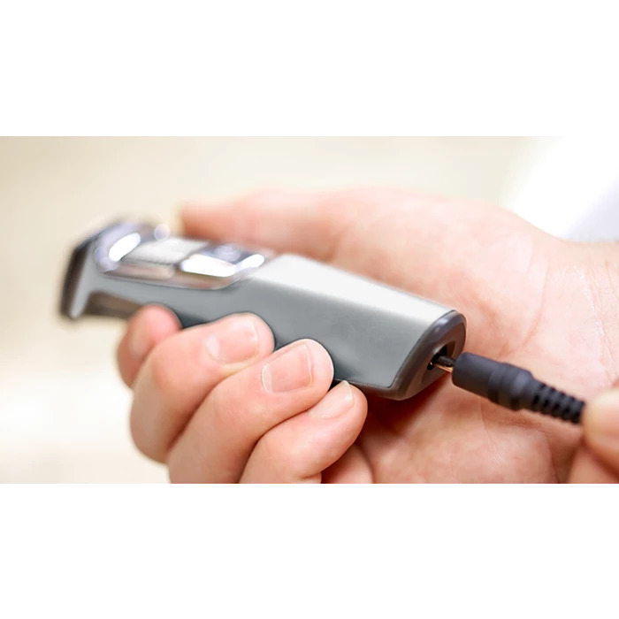 Philips Multi Grooming Kit | 11-in-1 Trimmer: Face, Head and Body | All-in-one Trimmer for Men | Dual Cut Blades for Maximum Precision | 75 Mins Run