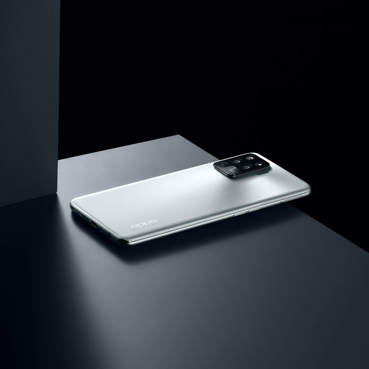 OPPO F19 Pro (Crystal Silver 8 GB RAM 256 GB Storage refurbished