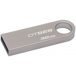 Kingston DataTraveler SE9 32GB USB 2.0 Pen Drive (Champagne)