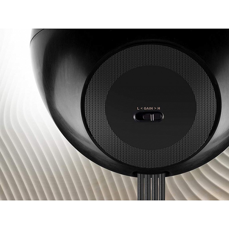 Creative Pebble Plus 2.1 USB-Powered Desktop Speakers with Powerful Down-Firing Subwoofer and Far-Field Drivers, Black