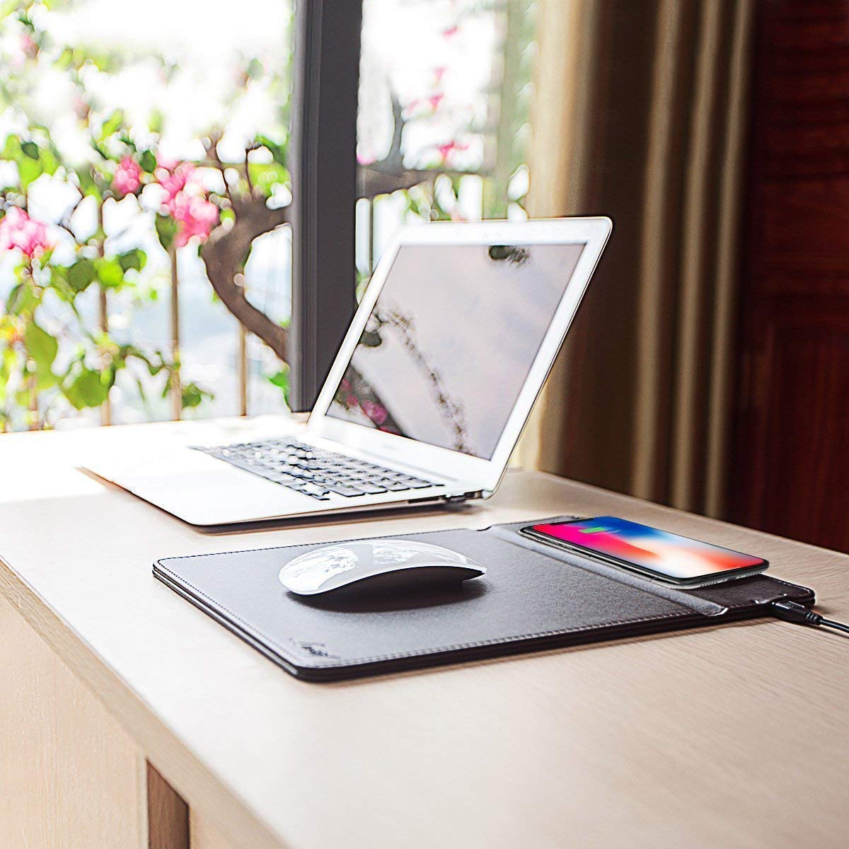 Geekpro 5W Wireless Fast Charging Mouse Pad Station Mat For Mobile Phones And Cellular Phones (Brown)