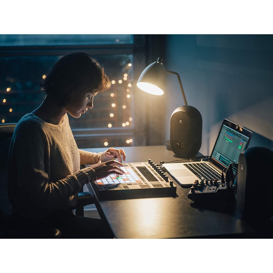 JBL Professional Series 104-BT Compact Desktop Reference Monitors with Bluetooth, Speaker Black