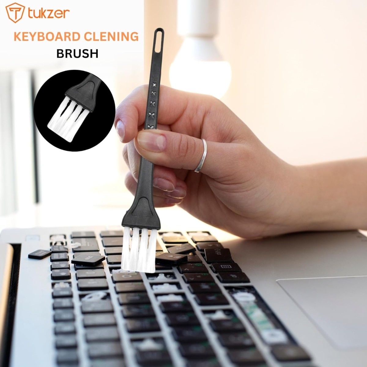 Tukzer 2-in-1 Professional Screen Cleaning Kit (500ML) for Camera, Lens, Binocular, Laptop, TV, Monitor, Smartphone, Tablet (Includes: Anti-Static Cleaning Liquid 500ml, Plush Microfiber Cloth)