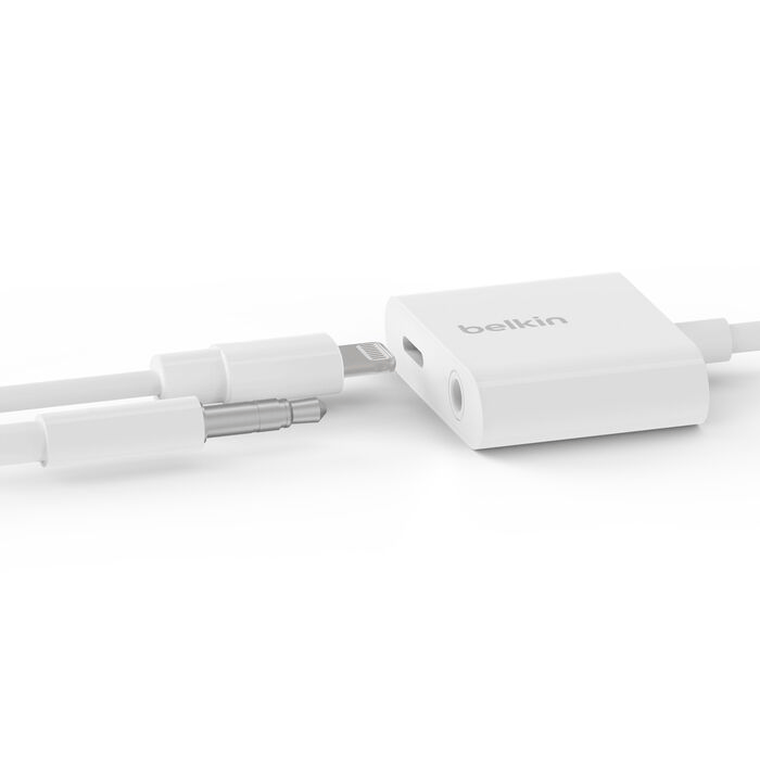 Belkin 3.5 mm Audio+Charger Rockstar Belkin 3.5 mm Audio+Charger Rockstar