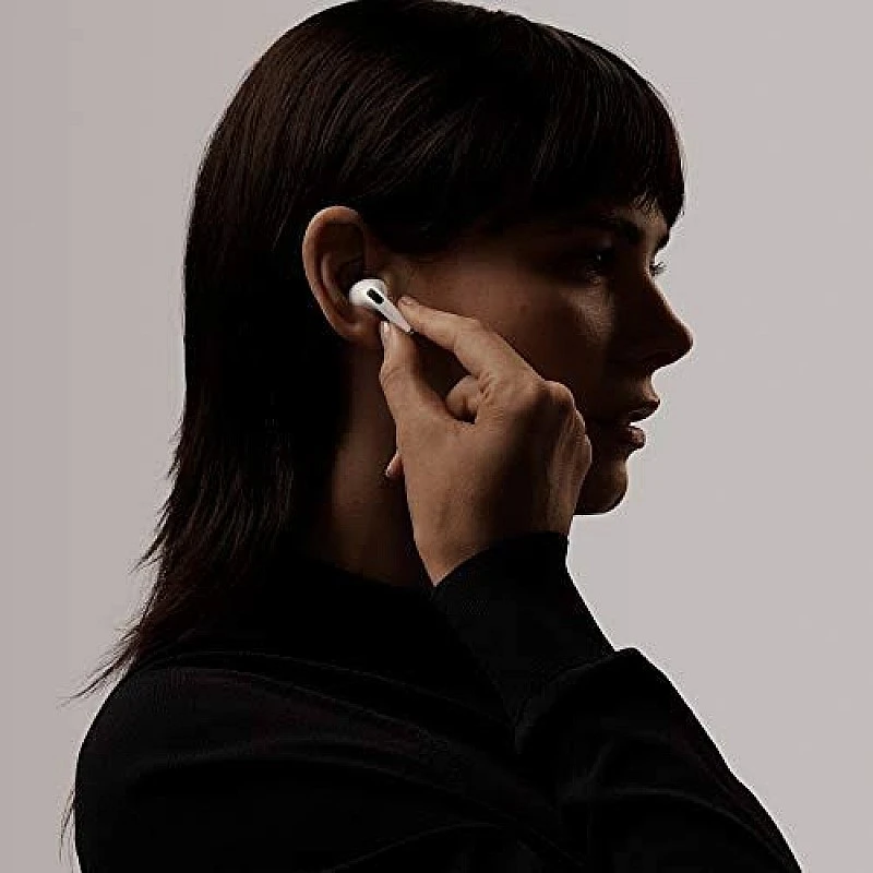 Apple Airpods Pro With Wireless Charging Bluetooth Headset Compatibale With Apple White