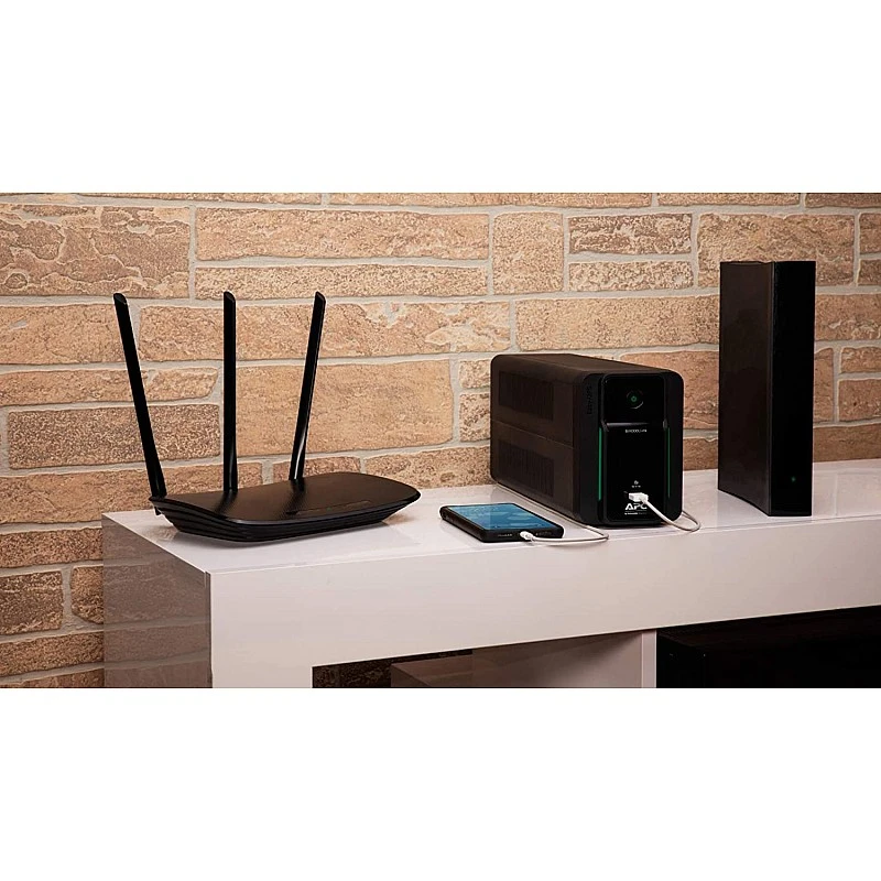 APC 900VA Line Interactive UPS APC 900VA Line Interactive UPS