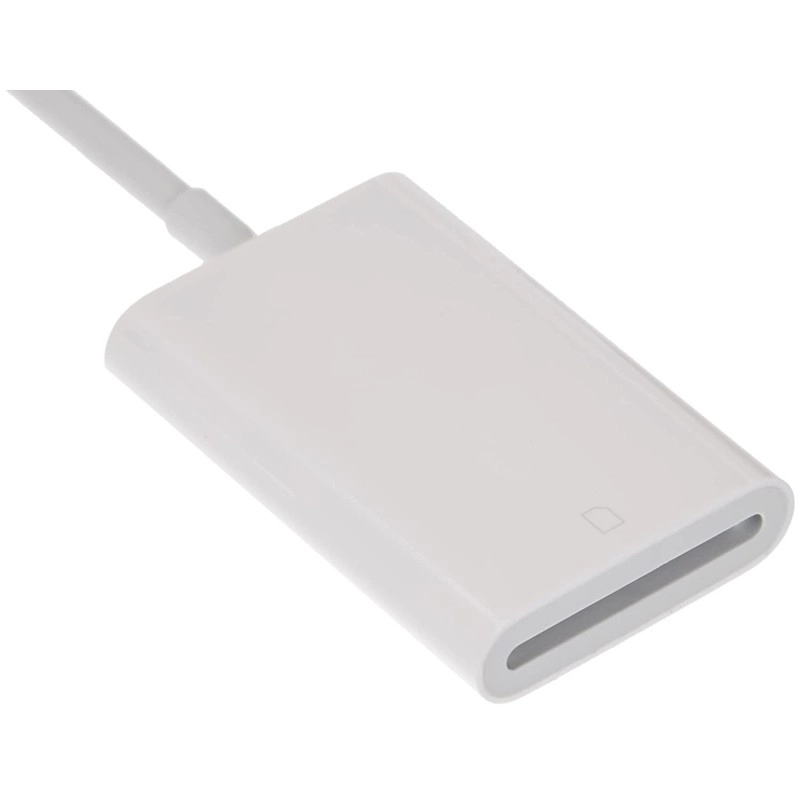 Apple USB-C to SD Card Reader Apple USB-C to SD Card Reader