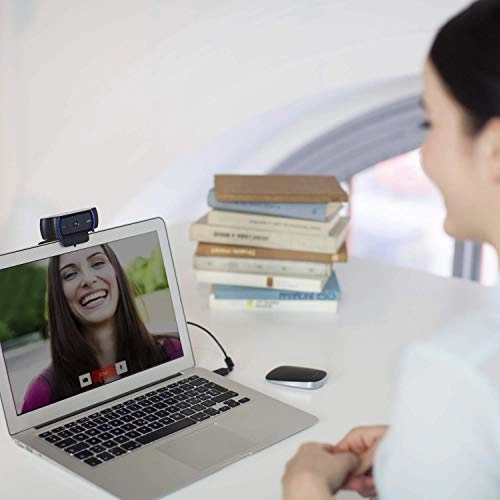 Logitech C920 HD Pro Webcam, Full HD 1080p/30fps Video Calling, Clear Stereo Audio (Black) Logitech C920 HD Pro Webcam, Full HD 1080p/30fps Video Calling, Clear Stereo Audio (Black)