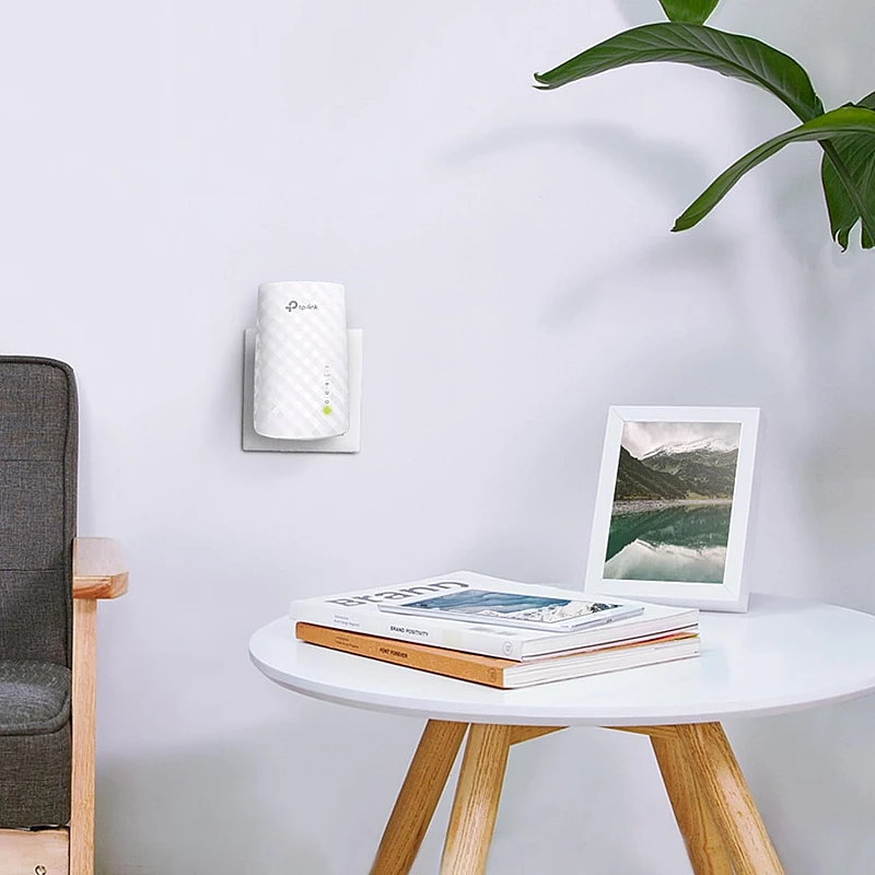TP-Link RE200 750 Mbps WiFi Range Extender White Dual Band TP-Link RE200 750 Mbps WiFi Range Extender White Dual Band