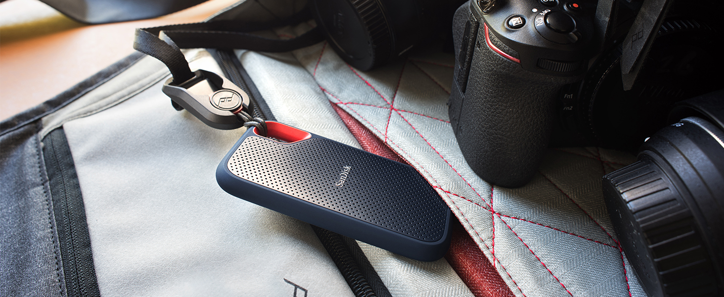 SanDisk-1TB-Extreme-Portable-SSD-1050MBs-R-1000MBs-WUpto-2-Meter-Drop-Protection